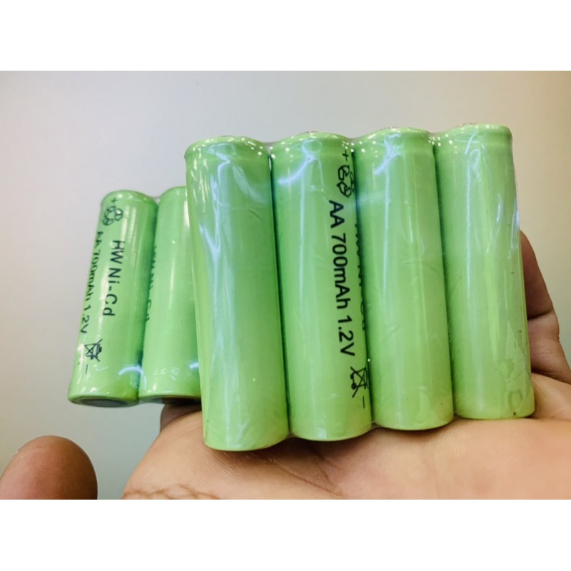 Sạc pin tiểu AA AAA 9V Đa Năng Tiện Dụng Tặng Kèm 2 Pin Sạc AA 700mah