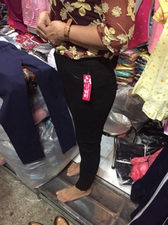 Quần thun ôm dáng legging