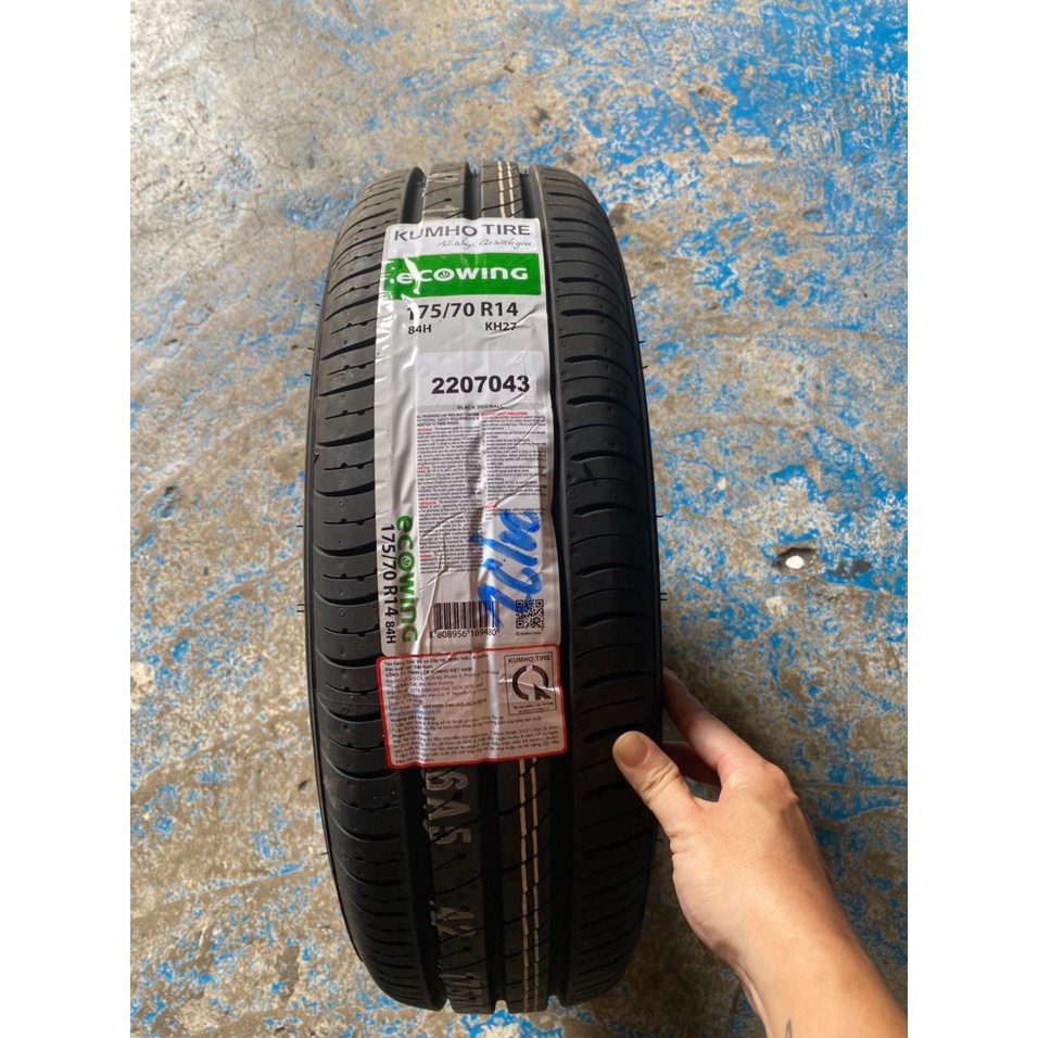 Lốp Kumho 175/70R14 KH27
