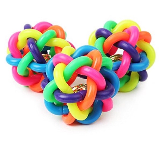 Đồ chơi bóng nhựa cho chó mèo 7 màu có chuông lắc kêu size S,M