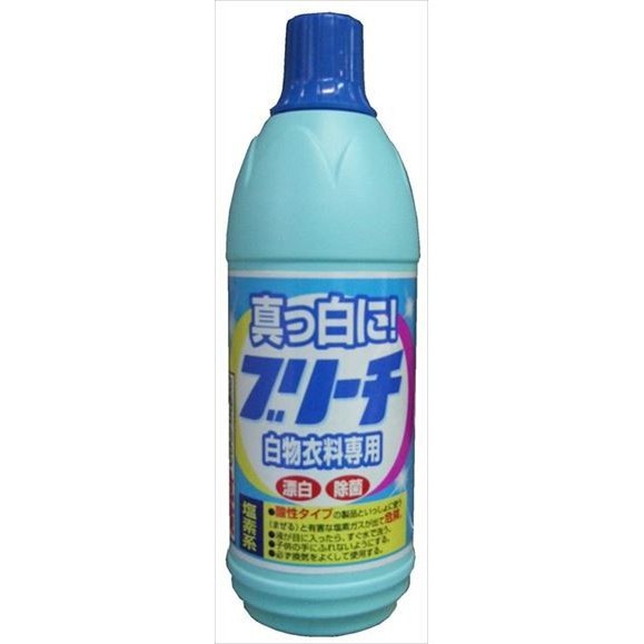 Nước tẩy trắng quần áo 600ml Rocket Hàng Nhật