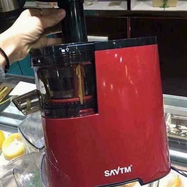 Máy ép chậm