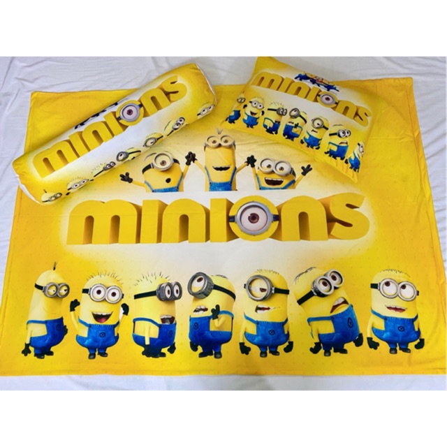 Combo gối nằm gối ôm  và chăn Minion cho bé 3-5 tuổi