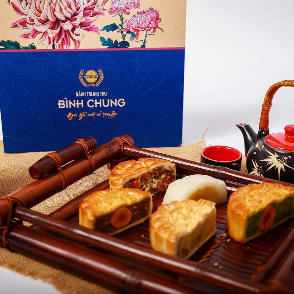 Bánh trung thu thập cẩm xá xíu cổ truyền