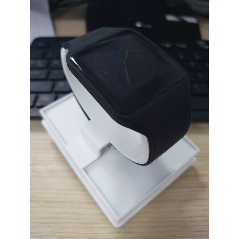 Đồng hồ thông minh Sony SmartWatch 3 SWR50 màu đen đã qua sử dụng
