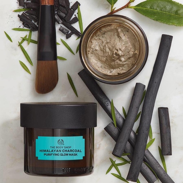 THE BODY SHOP HIMALAYAN CHARCOAL PURIFYING GLOW MASK