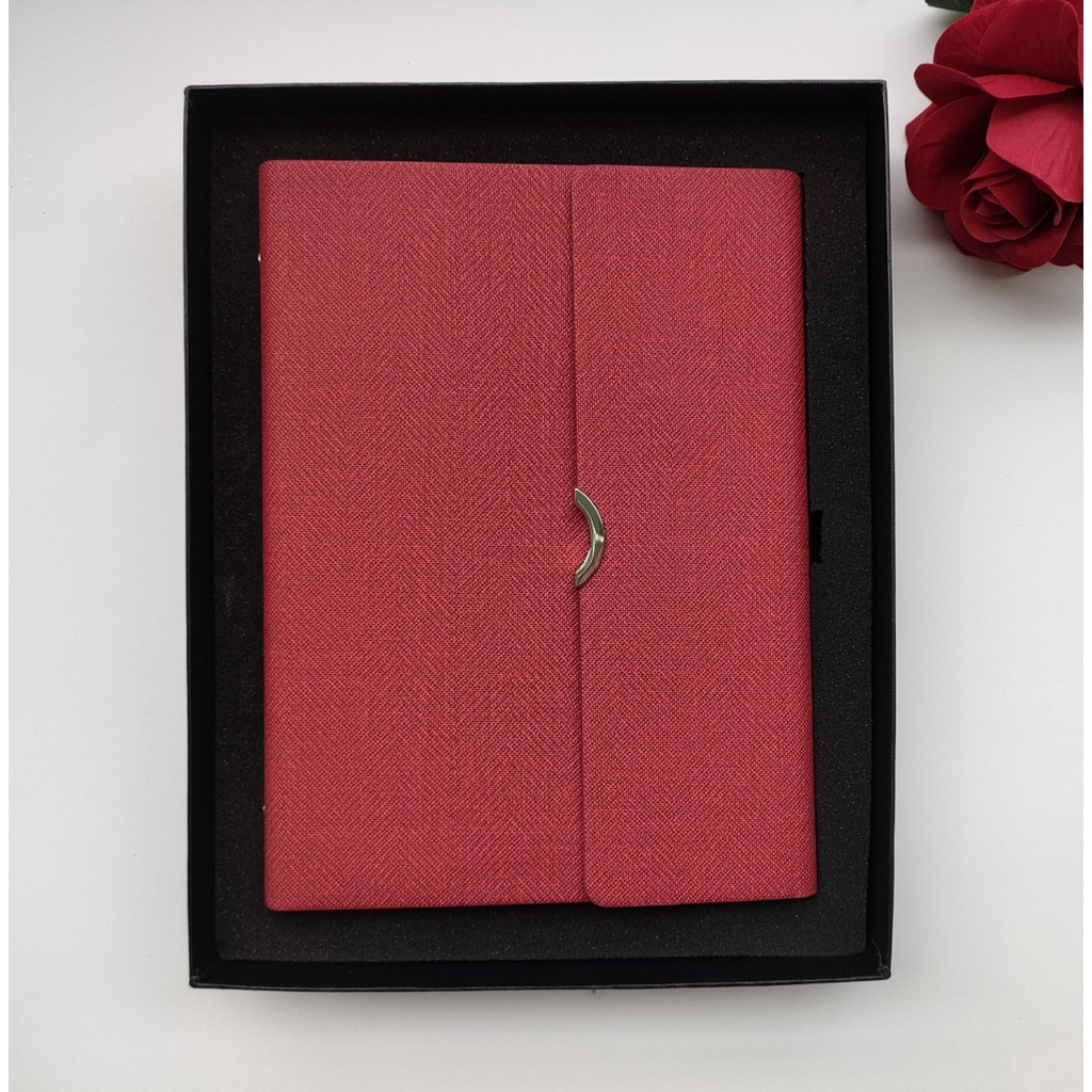 Sổ tay A5 in dập, khắc logo theo yêu cầu