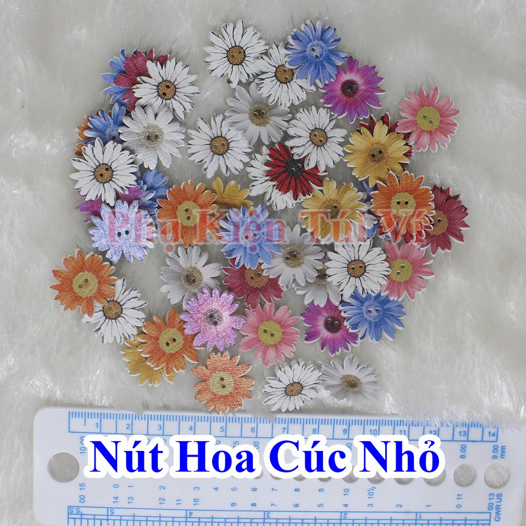 Nút gỗ hoa cúc (50 cái)