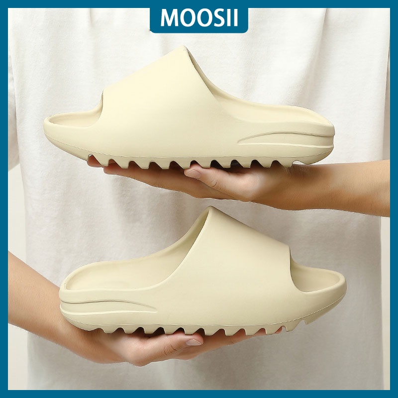 MOOSII Đôi dép của cặp đôi Dép bánh mì Dép nam và nữ cao cấp Dép Lê Slide bản giới hạn