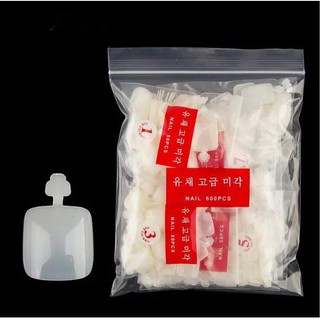 Móng úp chân chuẩn fom ( bịch 600 móng)