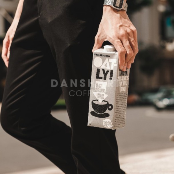 - Sữa Yến Mạch Oat Milk Oatly Barista Edition
