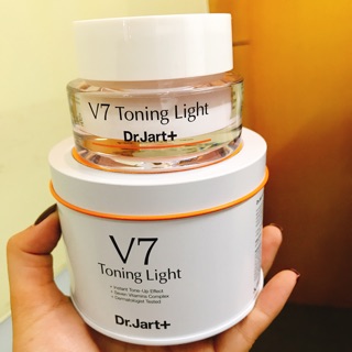 Kem dưỡng da V7 Toning Light Dr. Jart chính hãng