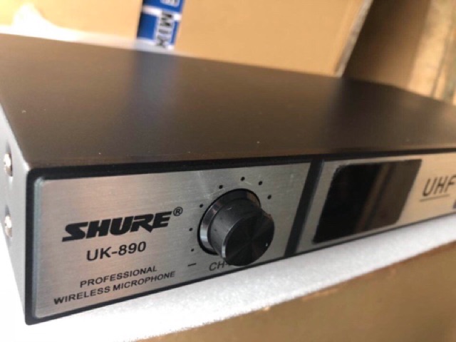 Micro không dây shure UK-890