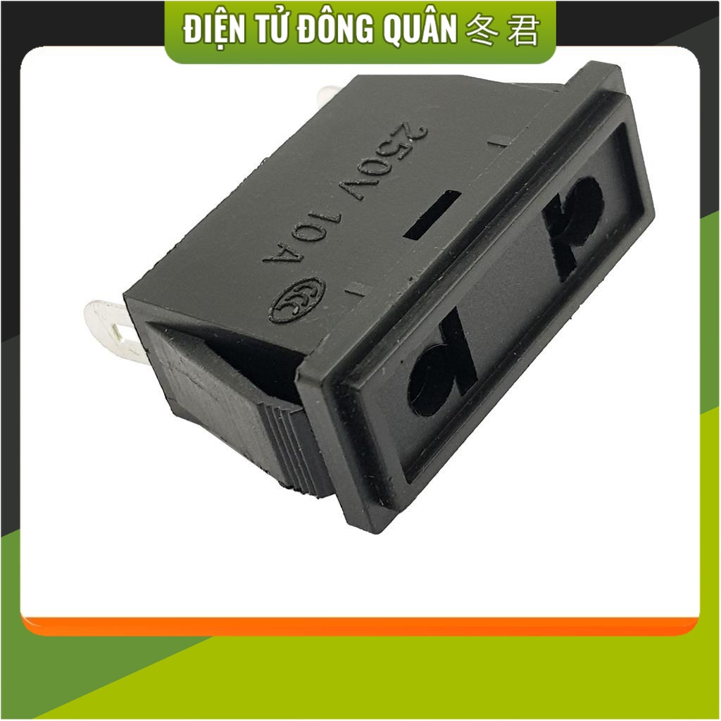 Ổ cắm gắn hộp