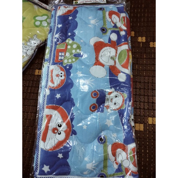 NỆM CHẦN BÔNG CHO BÉ ĐI HỌC 70X110cm