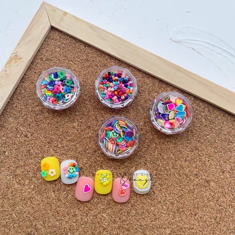 HOLIDAYNAIL Set 4 hủ phụ kiện trang trí móng style Hàn