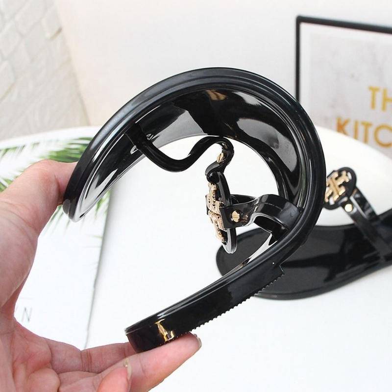 Tb Giày Sandal Xỏ Ngón Đế Bằng Pha Lê Cao Cấp Chống Trượt Chống Mài Mòn Phong Cách Mới Mùa Hè Cho Nữ