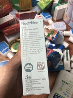 KEM DƯỠNG ẨM NEUTRIDEM (125ml)