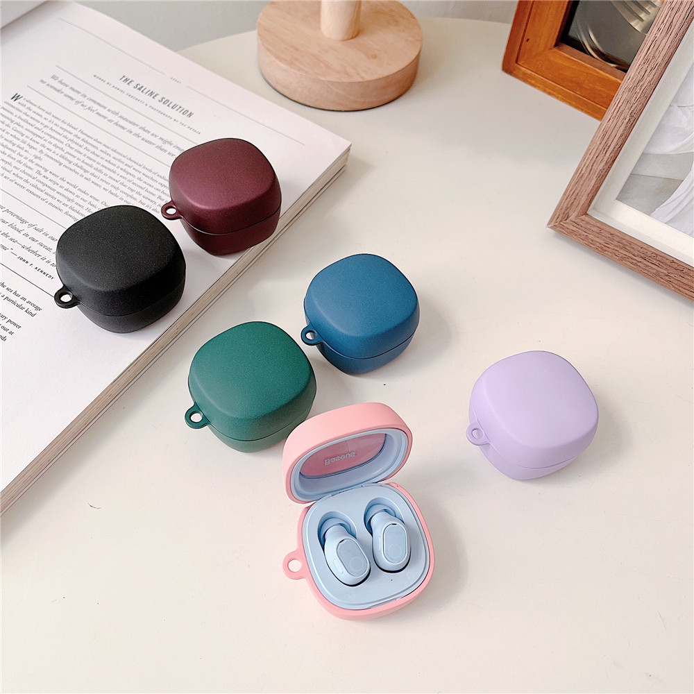 Vỏ Bảo Vệ Hộp Sạc Tai Nghe Baseus WM02 Cứng Màu Cầu Vồng Gradient