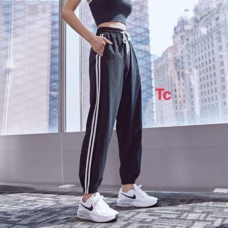 Quần 2 sọc bo gấu TC6