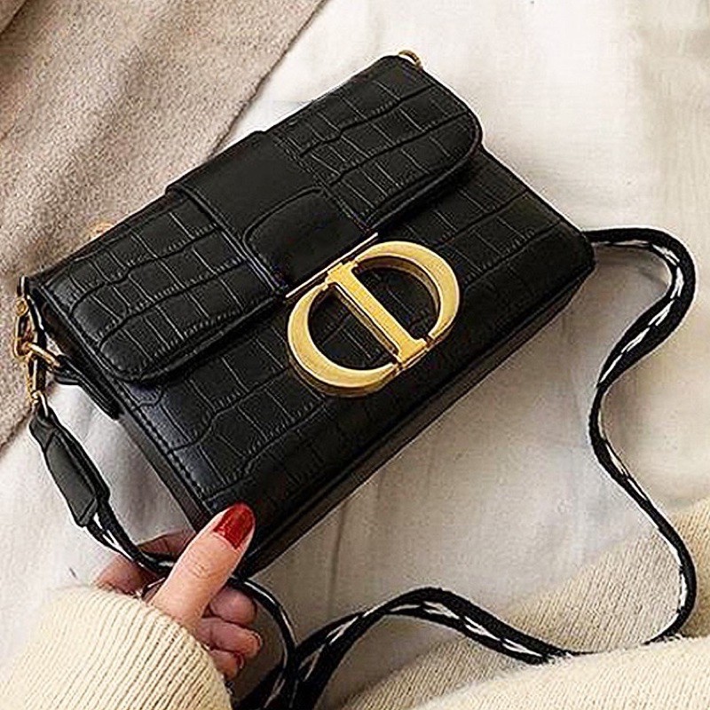 [Mã FAMAYWA2 giảm 10K đơn từ 50K] Túi CD Vân Rắn Quai Bản To | BigBuy360 - bigbuy360.vn