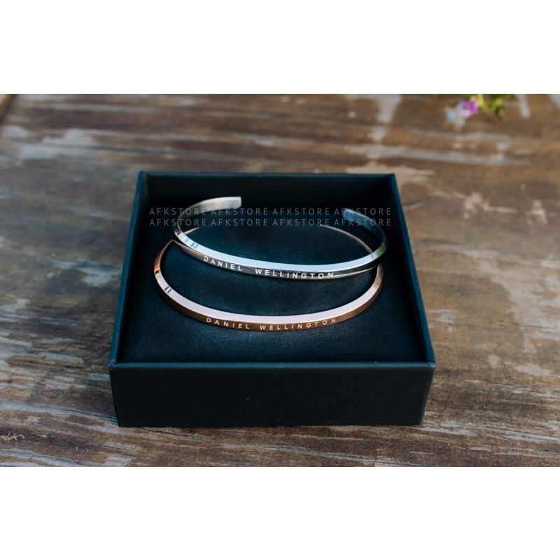 Vòng Tay Cuff DW Ver 1 (Classic) - không gỉ - Bảo Hành 05 năm (Không Khắc)