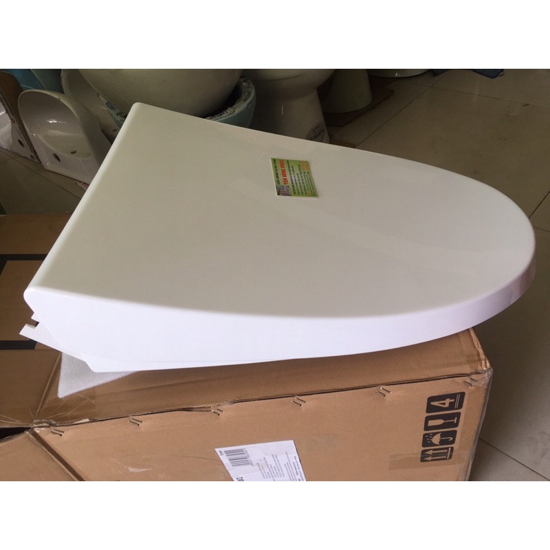 Nắp nhựa cầu 1 khối INAX XTREME 1008, 1017