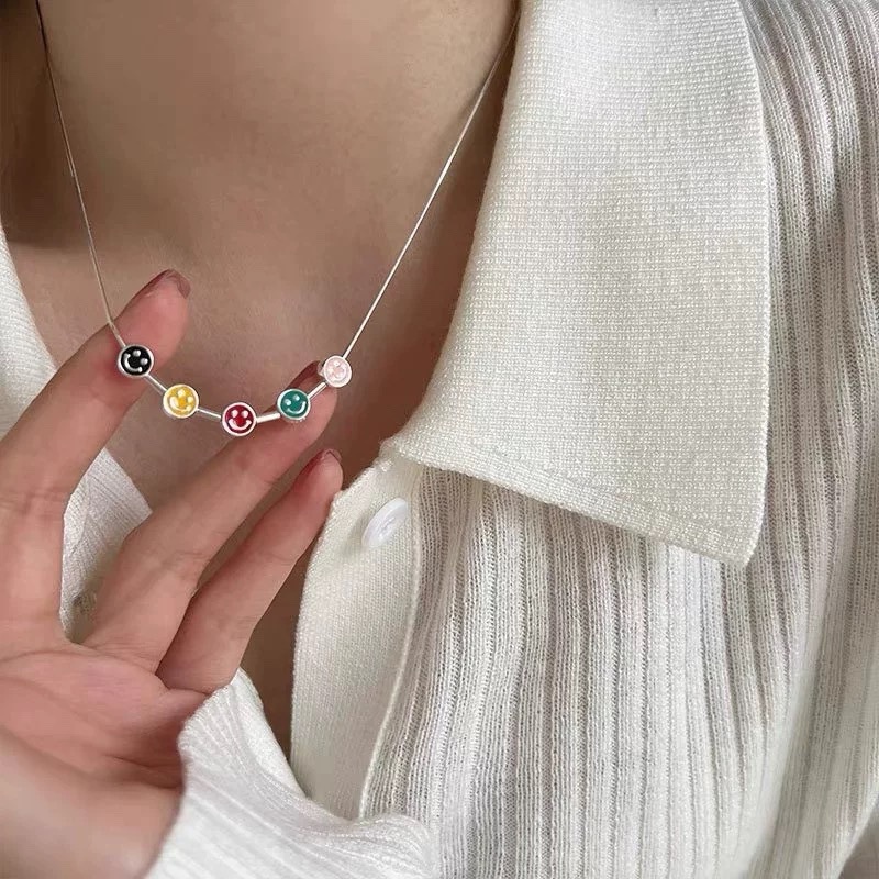 Màu Sắc Vòng Cổ Xương Quai Xanh Mặt Cười Đơn Giản Thời Trang
