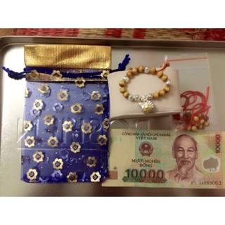 Freeship 99k TQ_Vòng dâu tằm