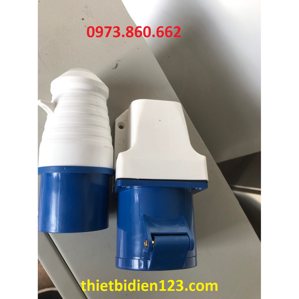 Bộ phích cắm - ổ cắm công nghiệp 3 chấu 32A