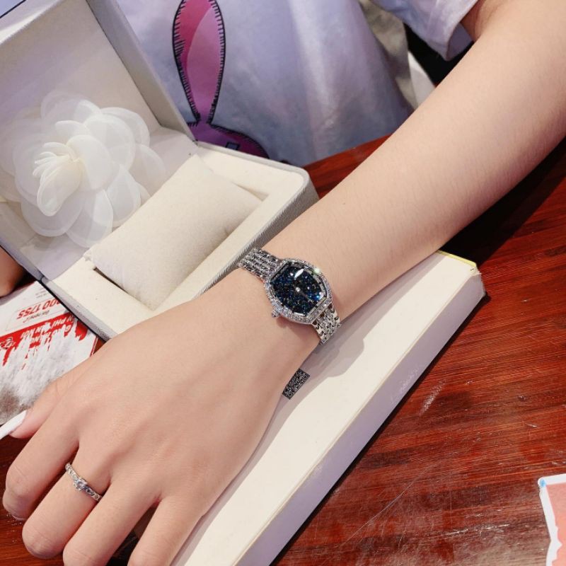 Đồng hồ nữ Davena mặt xanh 27mm cực đẹp