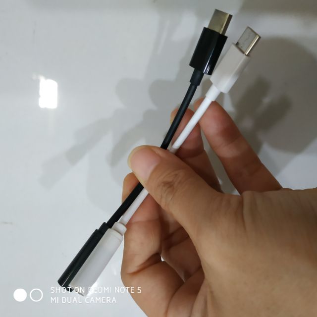 Cáp chuyển Type C ra jack 3.5