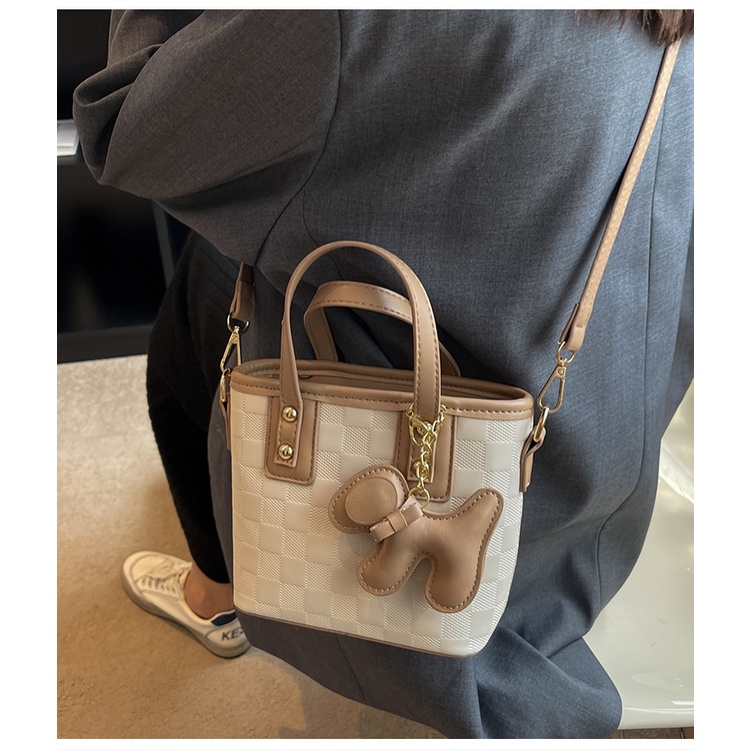 Túi Xách Tay Nữ Kiểu Dáng Đơn Giản Thời Trang
