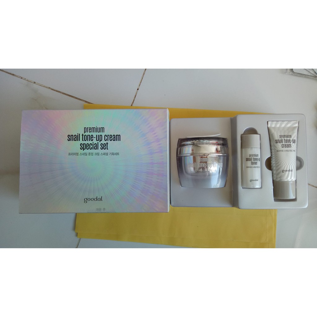 Bộ sản phẩm Goodal Premium snail tone-up cream special set