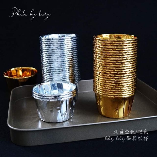 Cúp giấy bạc - vàng ( 50 chiếc)