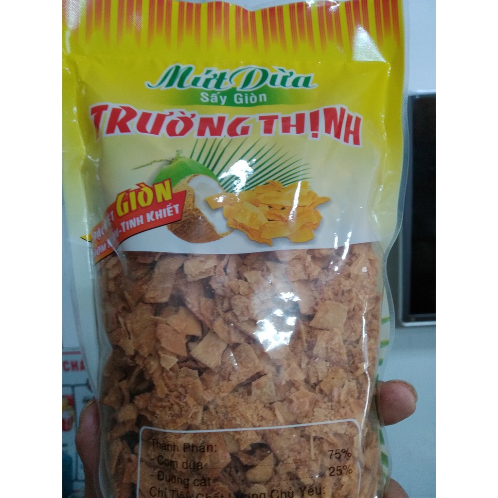 Mứt dừa sấy khô / giòn Trường Thịnh 500gram