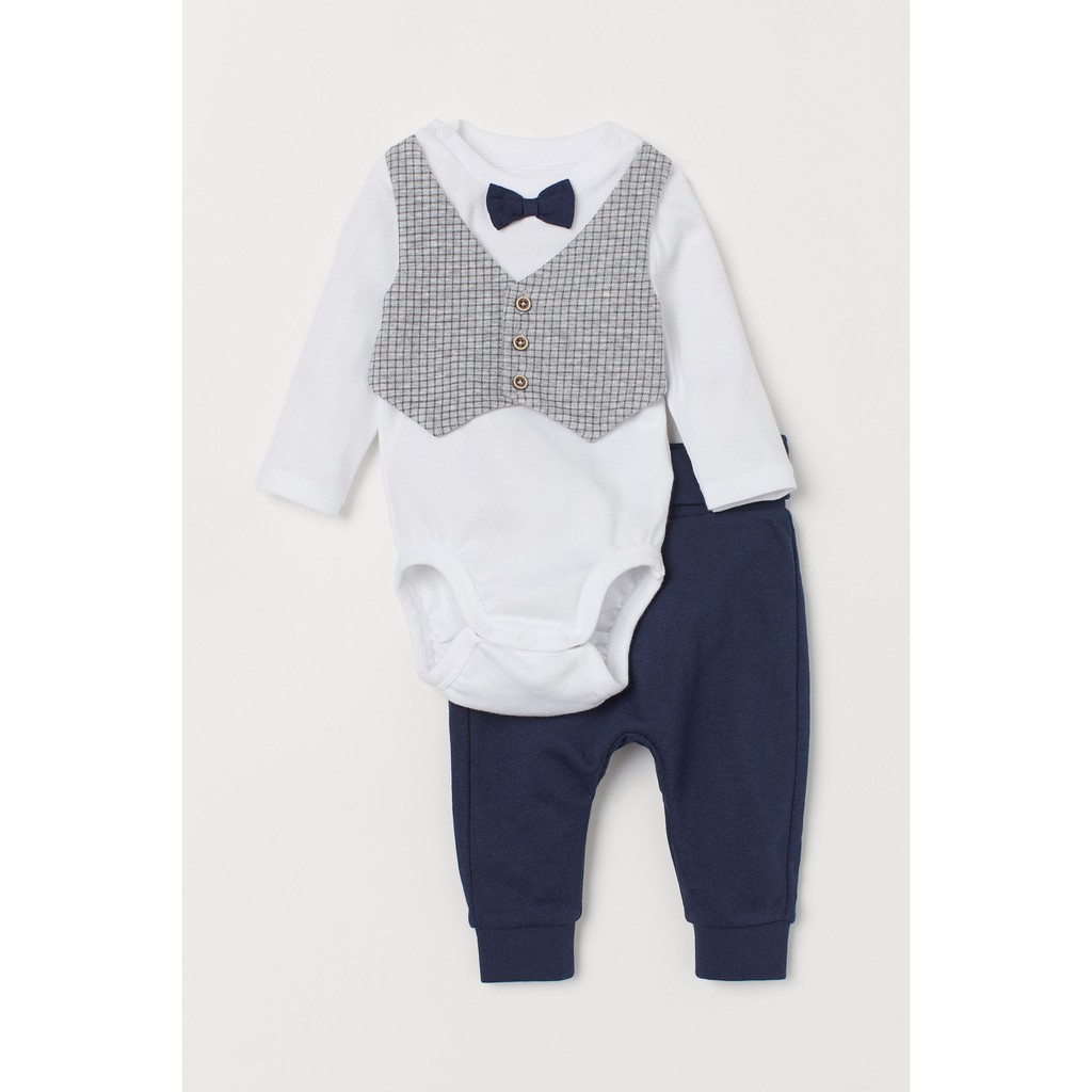 Set công tử sơ sinh US/UK săn sale giá tốt size 2-4M đến 6-9M