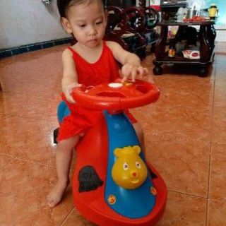 Xe lắc việt nhật