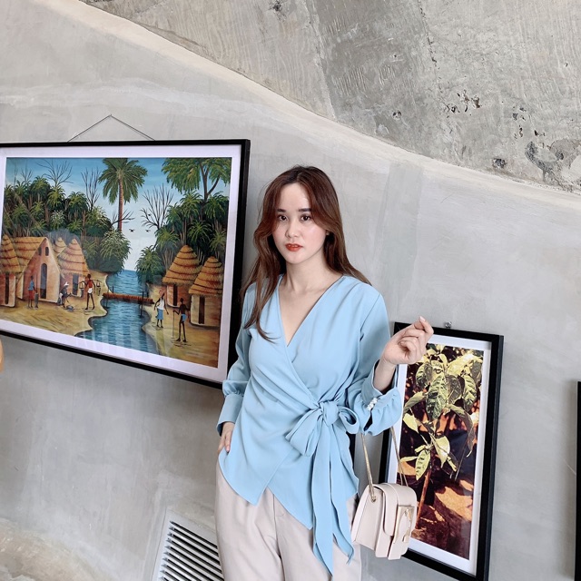 Áo Wonder cột nơ eo