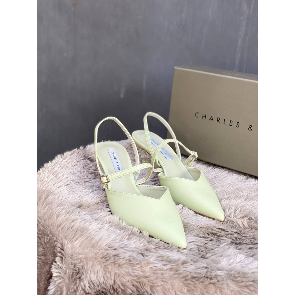 Giày cao gót Cks342 CK Charles and Keith đính ngọc trai sang trọng