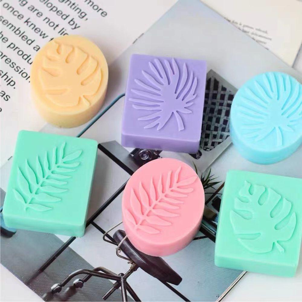 Khuôn Làm Bánh / Xà Phòng 4 / 6 Ngăn Hình Chiếc Lá Bằng Nhựa Resin