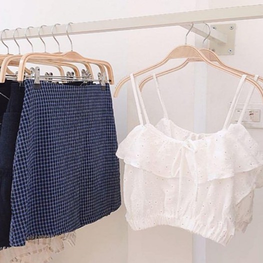 Naked By V - Áo Blossom Croptop