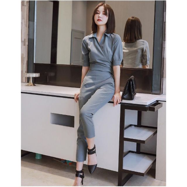 Set nguyên bộ áo kiểu croptop cột eo xinh xắn