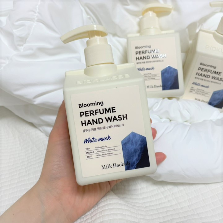 Set 3 chai nước rửa tay diệt khuẩn, lưu hương nước hoa Milk Baobab Hàn Quốc 250ml