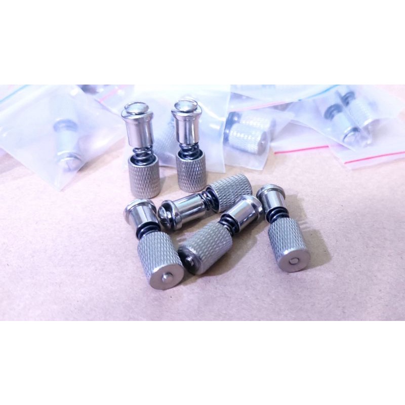 Ốc lắp chân vịt máy may 1kim