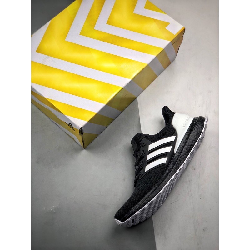 GIÀY THỂ THAO ULTRA BOOST 4.0 4D SIÊU ĐẸP ĐEN SỌC TRẮNG