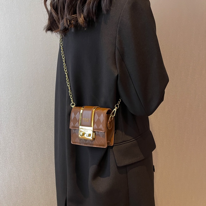 Túi Đeo Chéo Dây Xích Dáng Vuông Nhỏ Phong Cách retro Mới