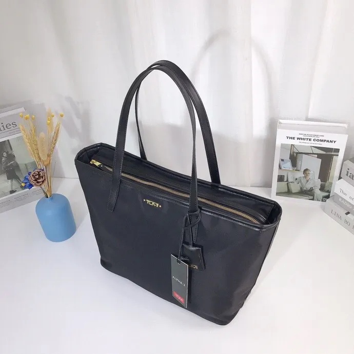 Túi xách vải dù siêu nhẹ 196452 thiết kế đơn giản thời trang