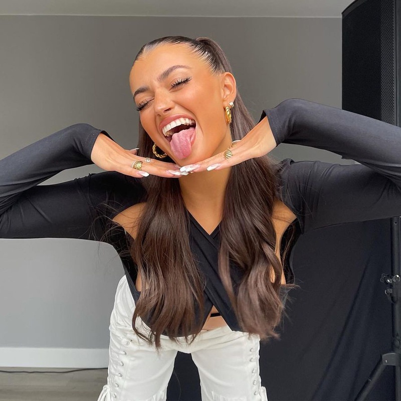 Áo Thun Tay Dài Thiết Kế Hở Lưng Quyến Rũ