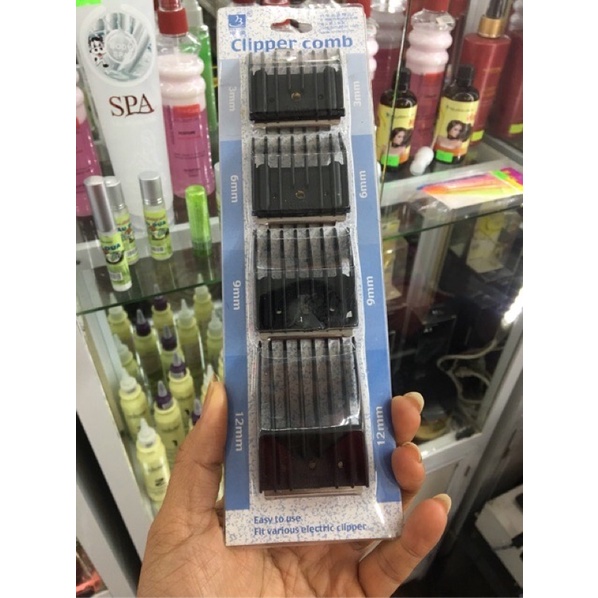 Bộ 4 cữ tông đơ điện .